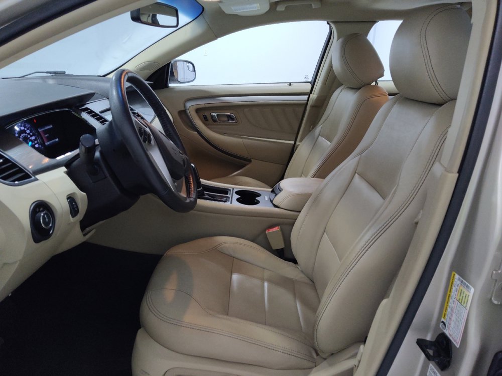 Used 2018 Ford Taurus SEL w/ Equipment Group 201A AWD/4WD image 17