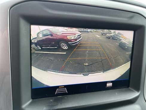 Used 2020 GMC Sierra 2500 4x4 Regular Cab w/ Convenience Package image 17