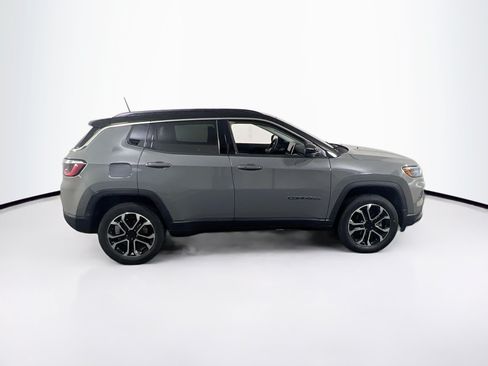 Used 2022 Jeep Compass Limited AWD/4WD image 4