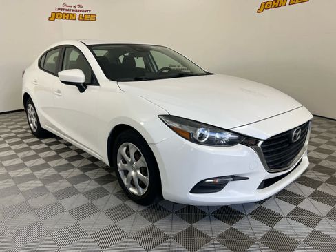 Used 2018 MAZDA MAZDA3 Sport image 7