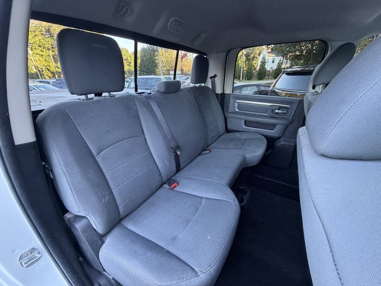 Used 2016 RAM 2500 SLT AWD/4WD image 24