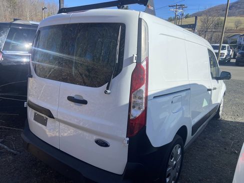 Used 2022 Ford Transit Connect XL image 4