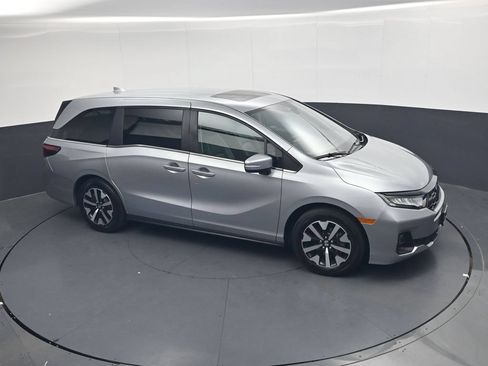 Used 2025 Honda Odyssey EX-L image 24