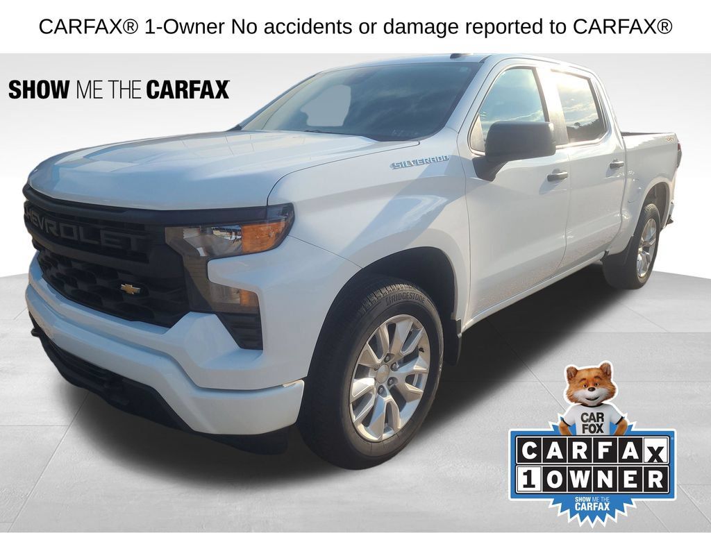 Used 2024 Chevrolet Silverado 1500 Custom AWD/4WD image 3