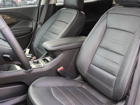 Used 2023 GMC Terrain Denali w/ Denali Premium Package image 13