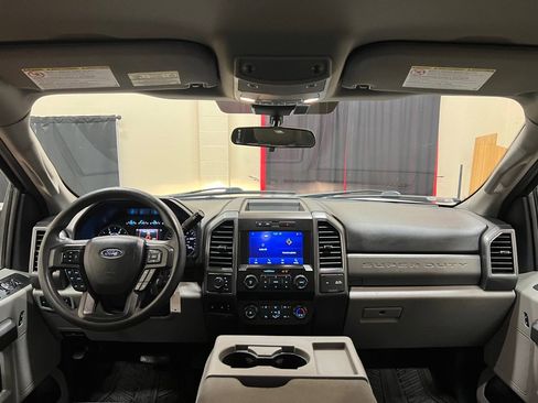 Used 2021 Ford F250 XLT AWD/4WD image 16