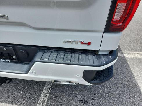 Certified 2026 GMC Sierra 1500 AT4 w/ AT4 Premium Package AWD/4WD image 5