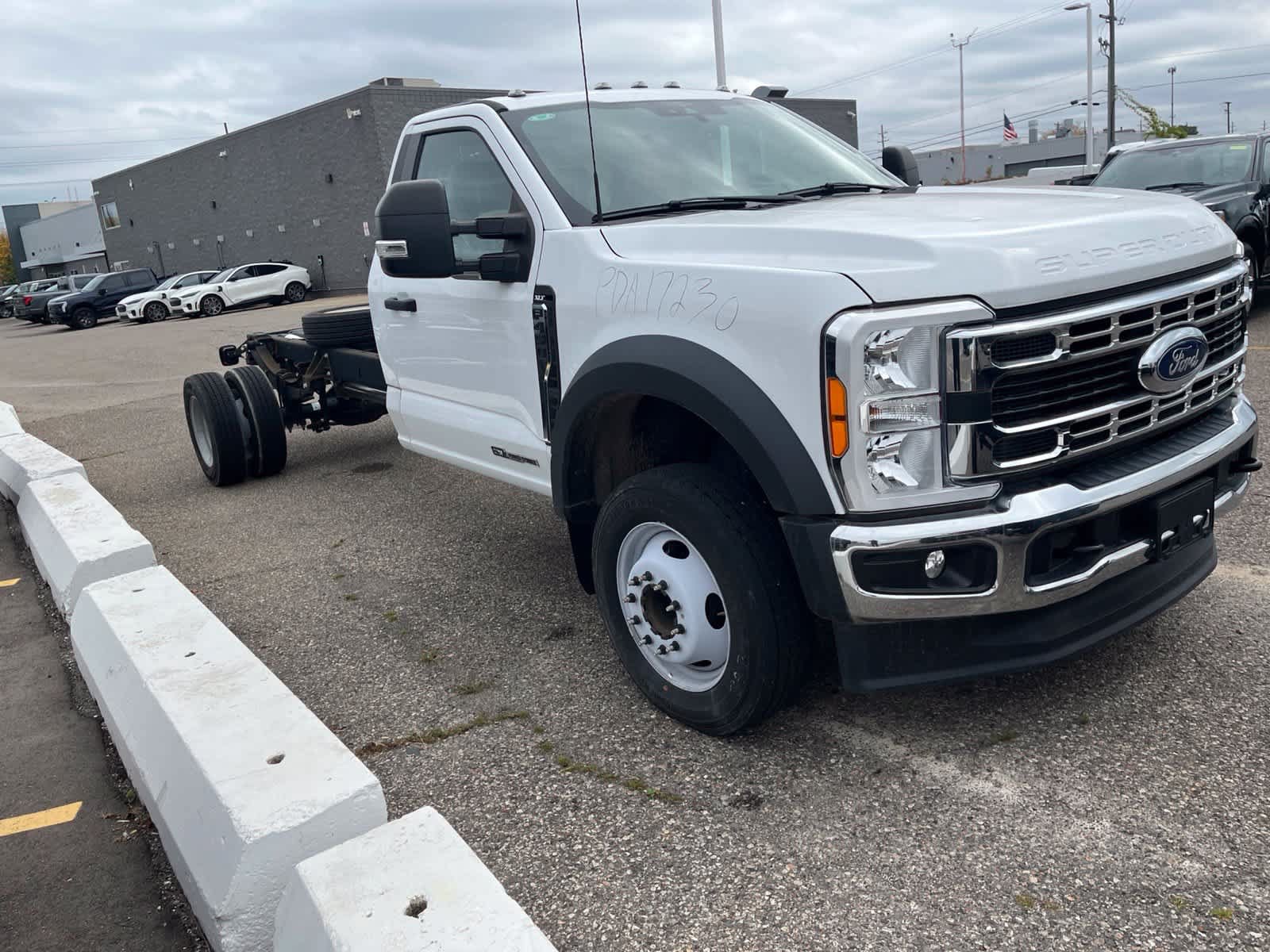 Used 2023 Ford F450 XLT w/ XLT Value Package RWD image 17