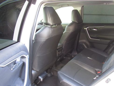 Used 2025 Toyota RAV4 XLE Premium w/ Weather Package AWD/4WD image 15