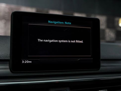 Used 2017 Audi A4 2.0T Premium image 32