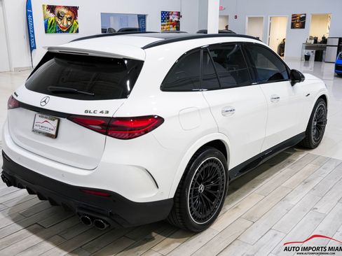 Used 2024 Mercedes-Benz GLC 43 AMG 4MATIC image 22