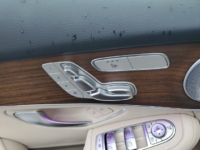 Used 2021 Mercedes-Benz GLC 300 4MATIC image 20