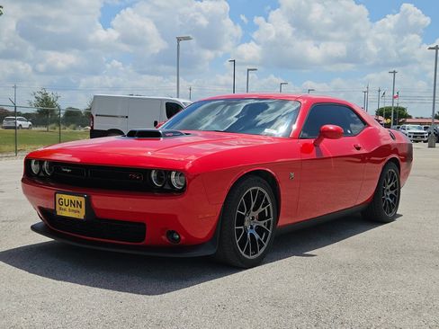 Used 2016 Dodge Challenger R/T Scat Pack RWD image 7