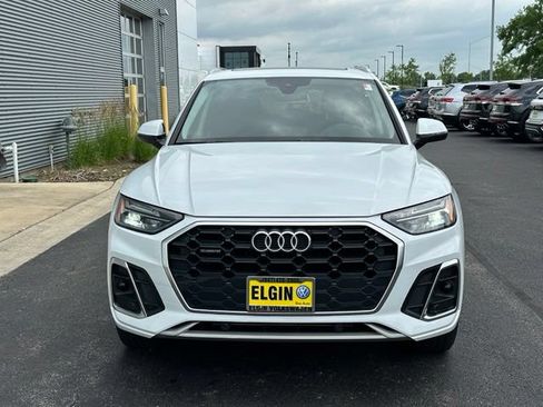 Used 2023 Audi Q5 2.0T Premium w/ Convenience Package AWD/4WD image 2