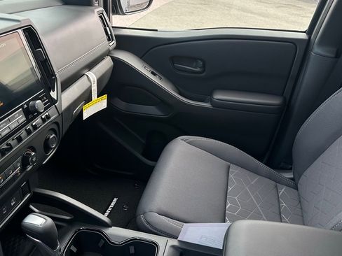New 2026 Nissan Frontier SV w/ Tow Package image 22