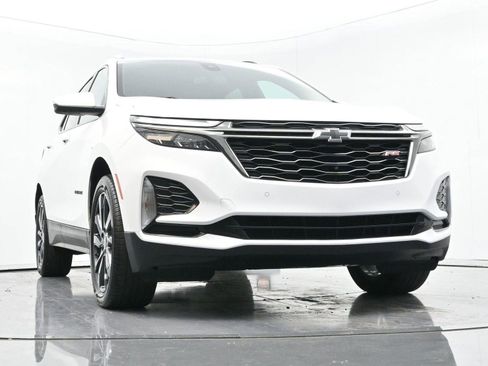 Used 2023 Chevrolet Equinox RS image 39