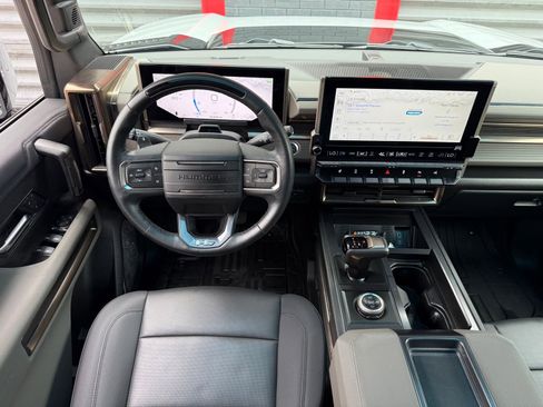 Used 2024 GMC Hummer EV 2X w/ Extreme Off-Road Package AWD/4WD image 31