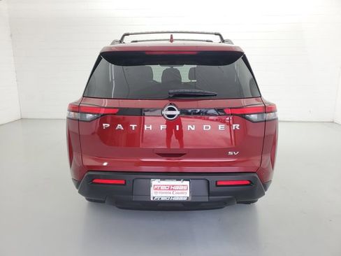 Used 2022 Nissan Pathfinder SV FWD image 6