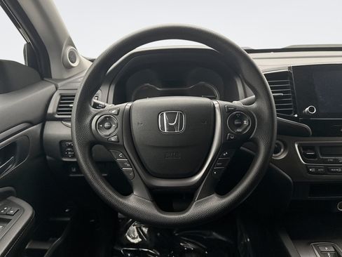 Used 2023 Honda Ridgeline Sport image 12