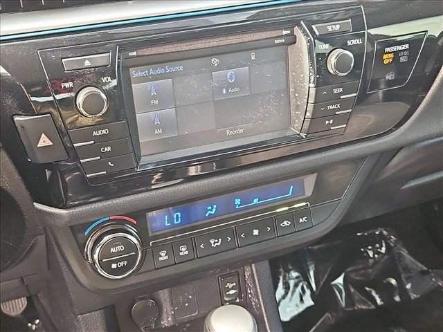 Used 2014 Toyota Corolla S FWD image 19