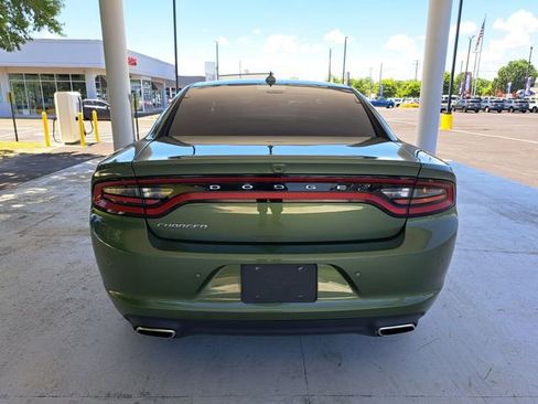 Used 2023 Dodge Charger SXT w/ Plus Group RWD image 5