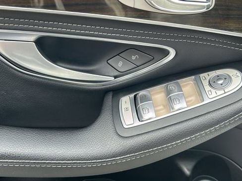Used 2016 Mercedes-Benz C 300 4MATIC Sedan image 13
