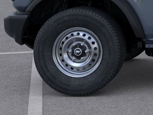 New 2025 Ford Bronco 4-Door AWD/4WD image 21
