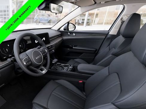 New 2026 Kia K5 EX image 17