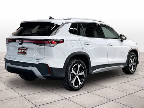 New 2026 Volkswagen Tiguan SE FWD image 4