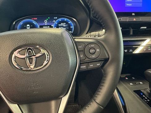 Certified 2024 Toyota Venza Limited AWD/4WD image 21
