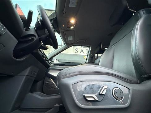 Used 2024 Kia EV9 Light Long Range image 13