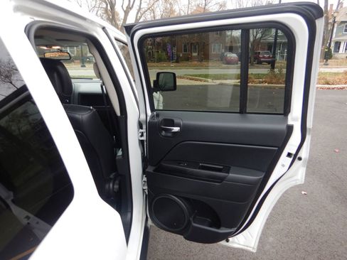 Used 2016 Jeep Patriot High Altitude image 20