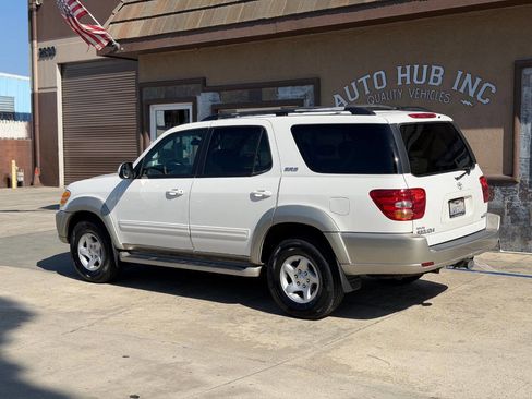 Used 2002 Toyota Sequoia SR5 RWD image 7
