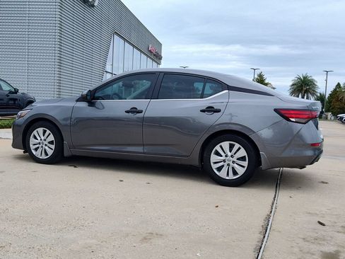 Used 2025 Nissan Sentra S FWD image 5
