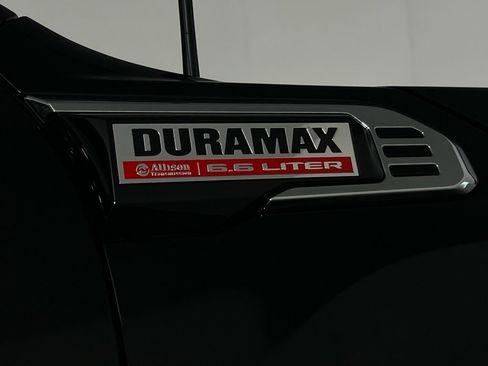 Used 2025 GMC Sierra 3500 Denali w/ Denali Reserve Package image 13