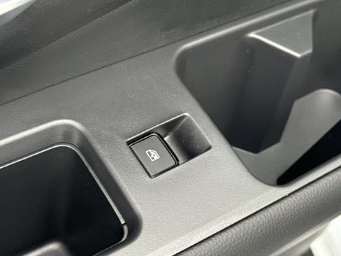 New 2026 Nissan Pathfinder SL image 31