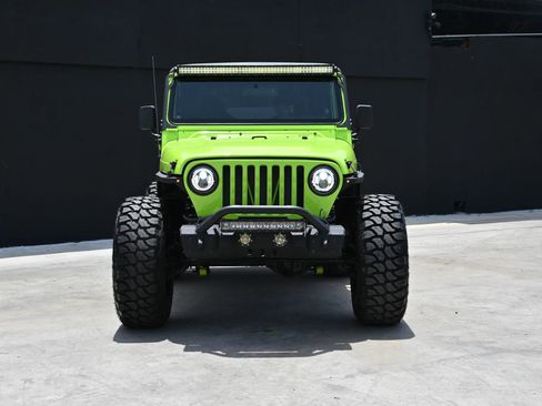 Used 2002 Jeep Wrangler X image 3