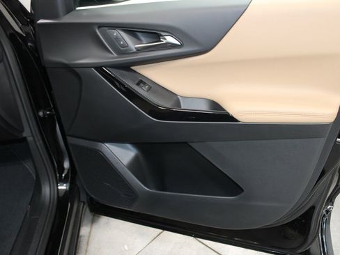 New 2026 Chevrolet Equinox ACTIV w/ Convenience Package III image 23