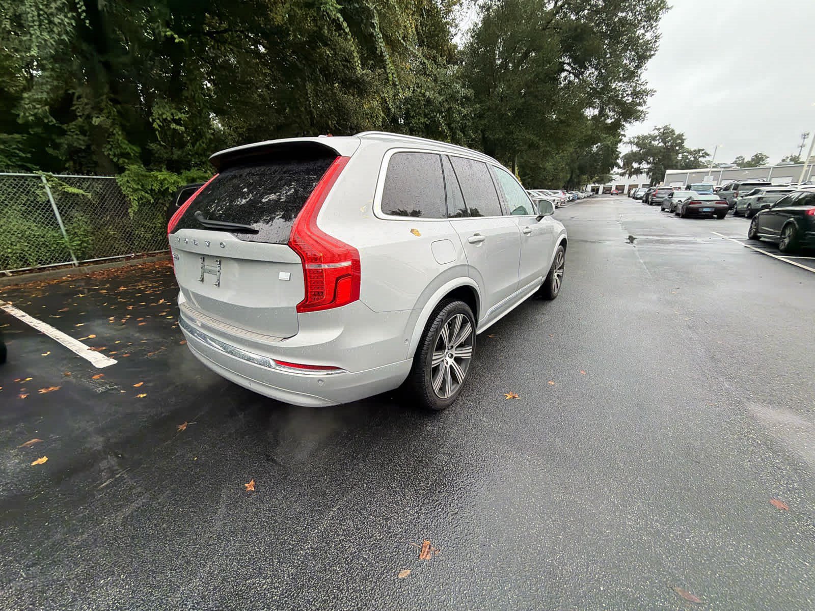 Used 2023 Volvo XC90 T8 Plus AWD/4WD image 15