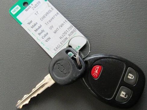 Used 2017 Chevrolet Traverse LS image 21