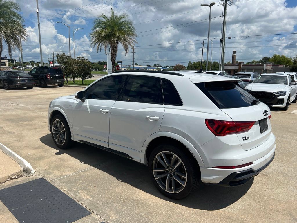 Used 2022 Audi Q3 2.0T Premium Plus AWD/4WD image 3