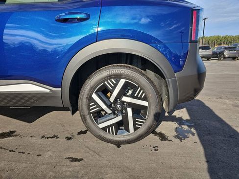 New 2026 Nissan Kicks SV w/ SV Premium Package image 36