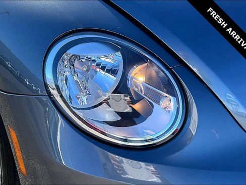 Used 2013 Volkswagen Beetle 2.0T image 28