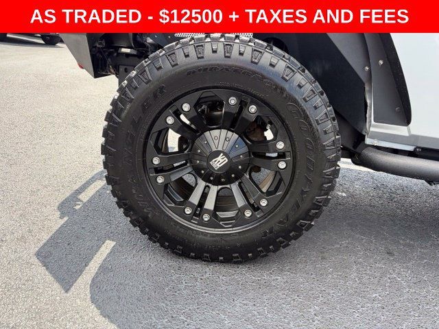 Used 2012 Jeep Wrangler Sport w/ Connectivity Group AWD/4WD image 9