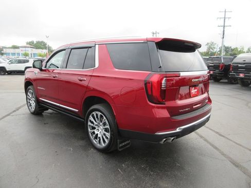 Certified 2025 GMC Yukon Denali w/ Denali Reserve Package AWD/4WD image 9