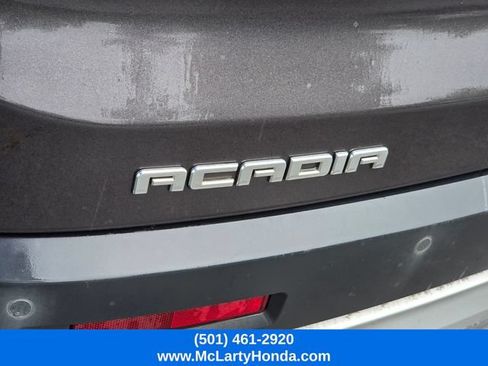 Used 2018 GMC Acadia SLT FWD image 8