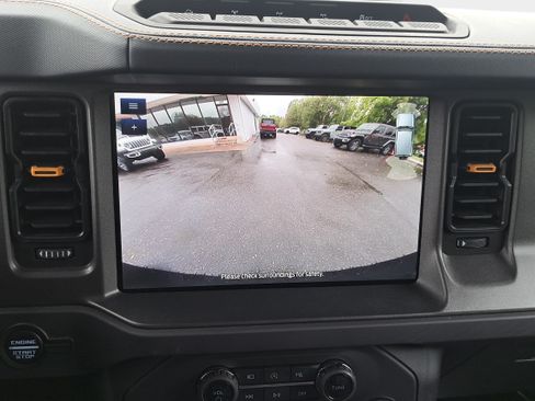 Used 2024 Ford Bronco Badlands AWD/4WD image 21