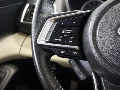 Used 2022 Subaru Ascent Premium w/ Convenience Package image 18