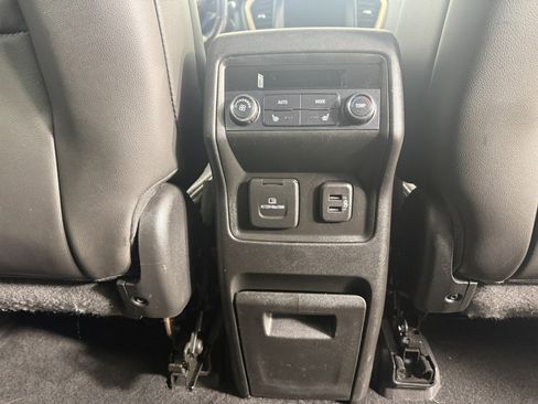 Used 2019 GMC Acadia Denali w/ LPO, Floor Liner Package image 14