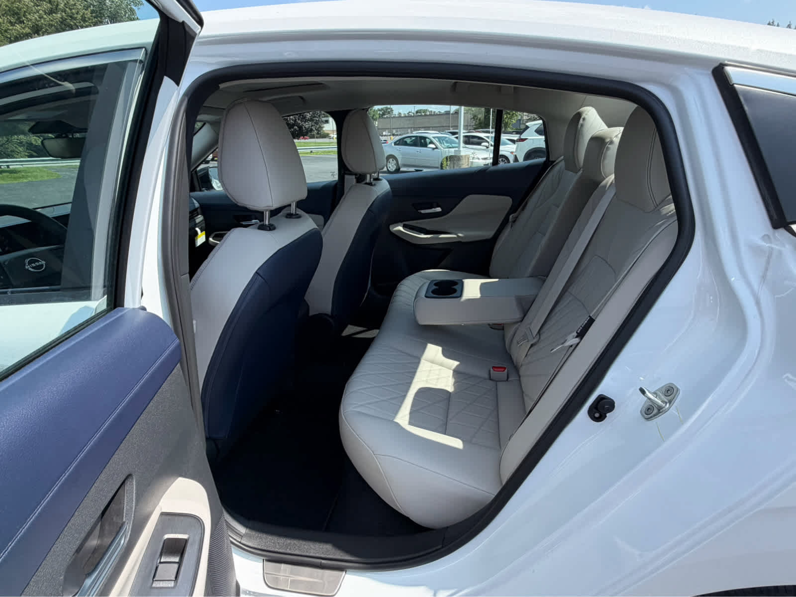 Used 2026 Nissan Sentra SL w/ Floor Mat Package FWD image 15